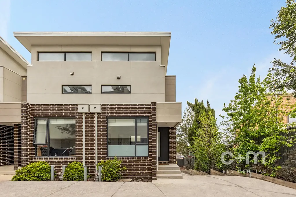 Pascoe Vale 2 Bedroom Home, Location & Lifestyle Sorted