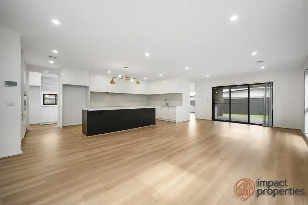 Jacka 5Kwarto Brand-New Luxurious Home – Ready to Move-in Now !