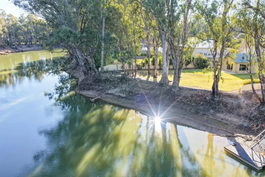 Barham 3房  ABSOLUTE MURRAY RIVER FRONTAGE - TEDDYS LANE BARHAM