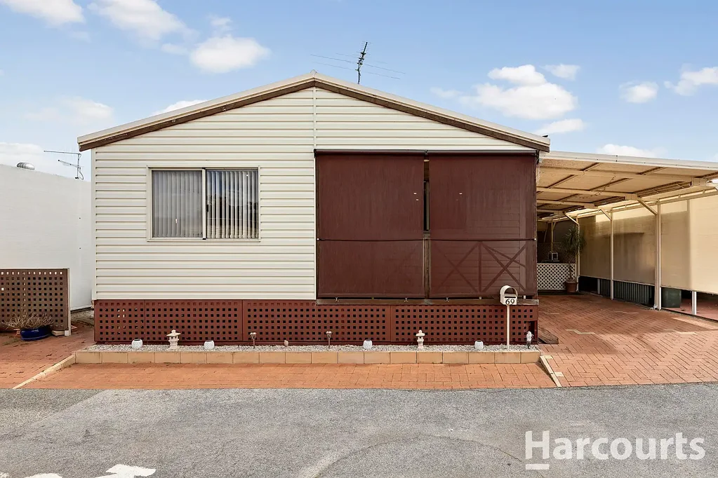 Furnissdale 2ਬੈੱਡਰੂਮ 2 Bedroom, 2 Bathroom With House And Land In The Riverglades Estate