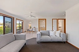 4/9 Marine Parade, Merimbula