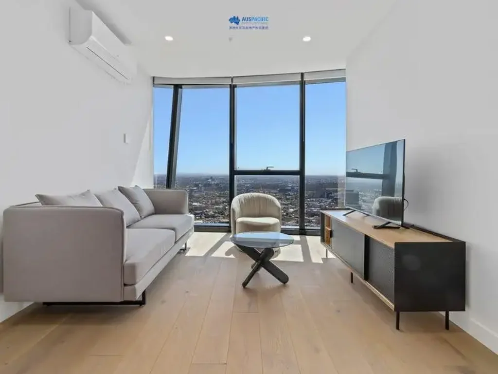 Luxurious Two-Bedroom, Two-Bathroom New Apartment with Stunning Views in the Heart of Melbourne