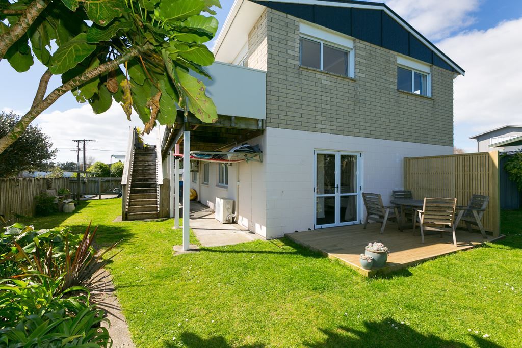 110 Wairau Road, Oakura, New Plymouth, 6 Schlafzimmer, 1 Badezimmer, Office Premises