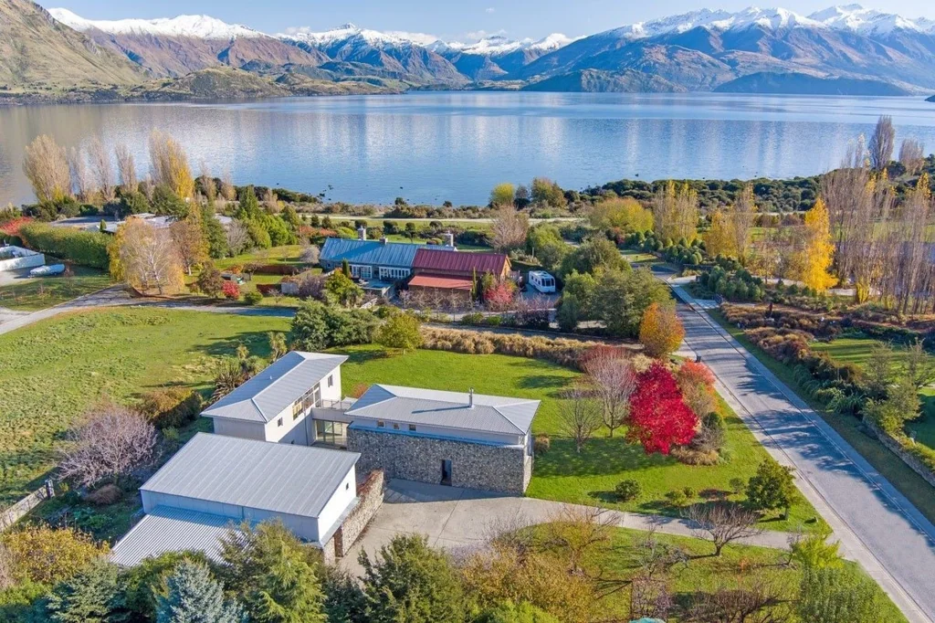Wanaka 3 Slaapkamer 3,502sqm Estate | Top 10 NZ Street | AIP Ready