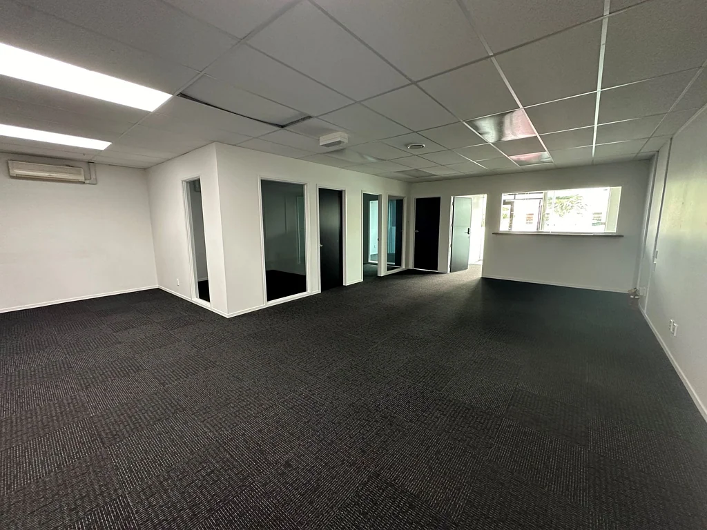 Manukau Ground Floor Office in Manukau