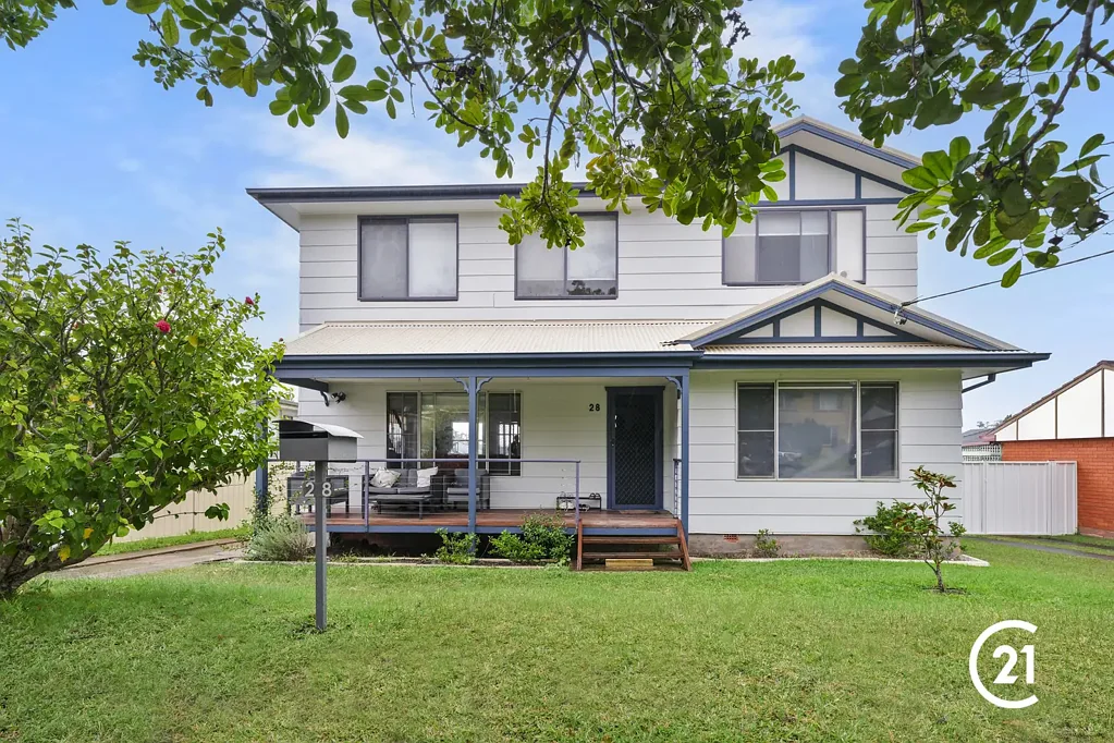 Killarney Vale 4Phòng ngủ Spacious Family Living with Dual-Level Flexibility in a Prime Coastal Location
