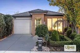 24 Bimberry Circuit, Clyde