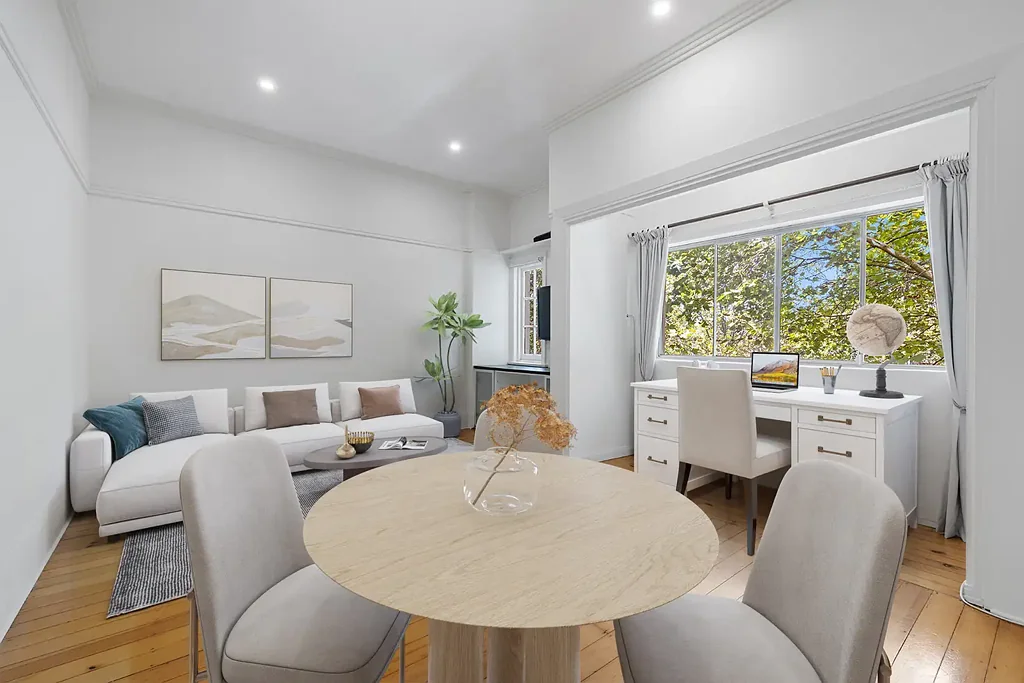 Potts Point 1Kwarto Exceptional 82sqm Residence with Private Entry & Bonus Attic Studio Prime Potts Point Location | Above Local Restaurant-Zoned residential/ commercial