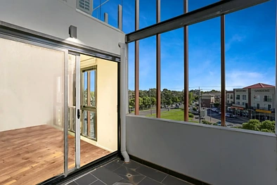 Maribyrnong 2 Slaapkamer Impressive 108sqm Residence Offering Exceptional Space