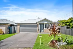 23 EURELIA RD, Buxton