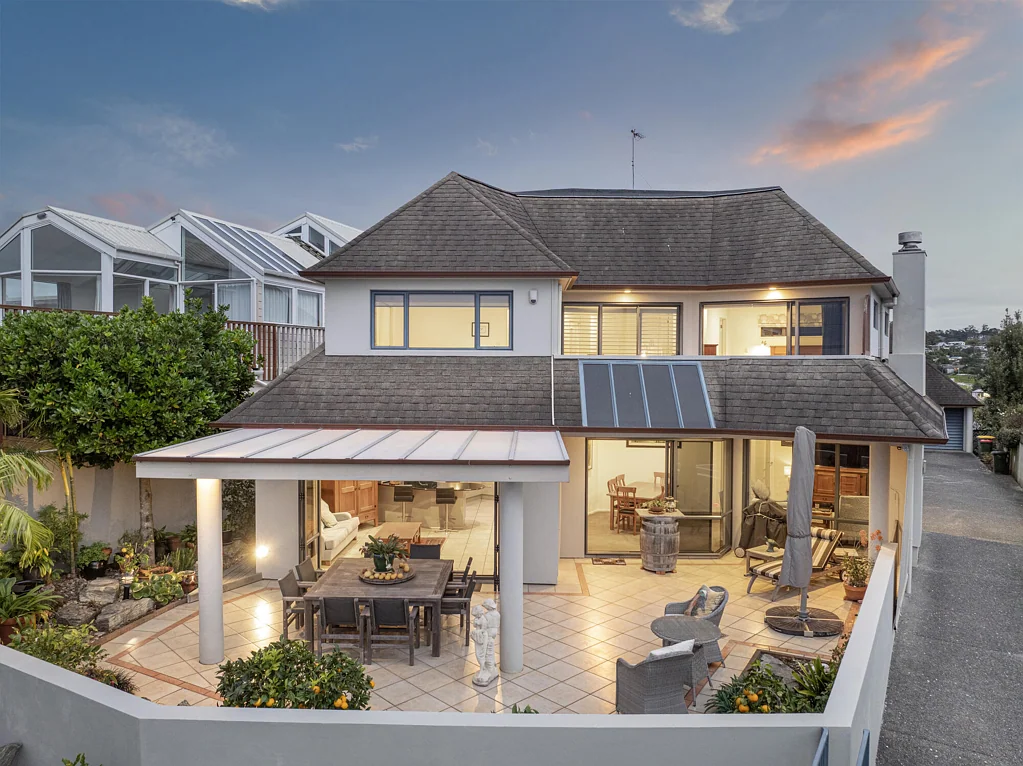 Stanmore Bay 4房  Relaxed coastal living