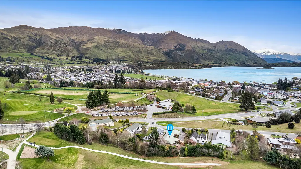 Wanaka 4Habitaciones Prime Location and Endless Opportunities