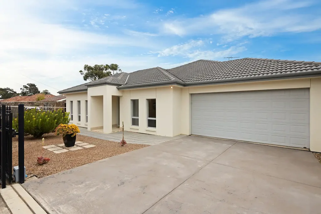 Sturt 4房  Find space: where contemporary living meets family comfort
