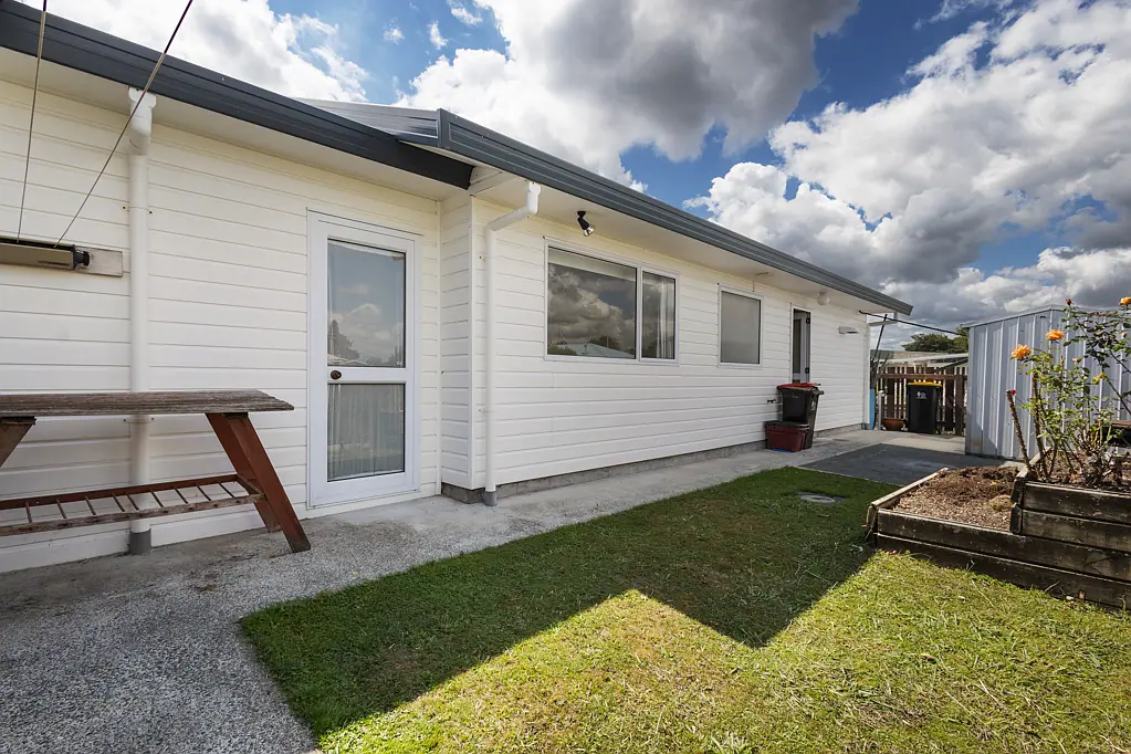 Putaruru 2 Bedroom Private and Secure