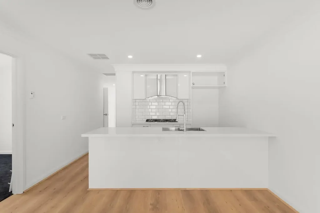 3 bedroom Home