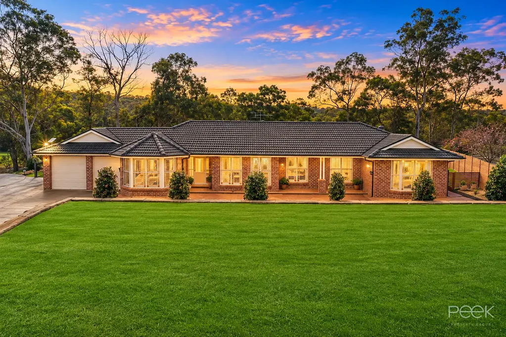 Yarramundi 4બેડરૂમ Prestigious Acreage Retreat – Renovated Residence, Resort-Style Pool & Impressive Large-Scale Shed