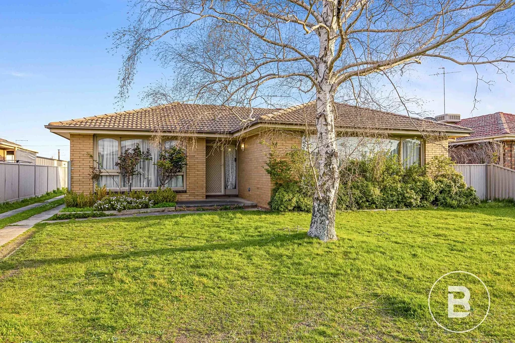 25 Yvonne Street, Wendouree, VIC 3355