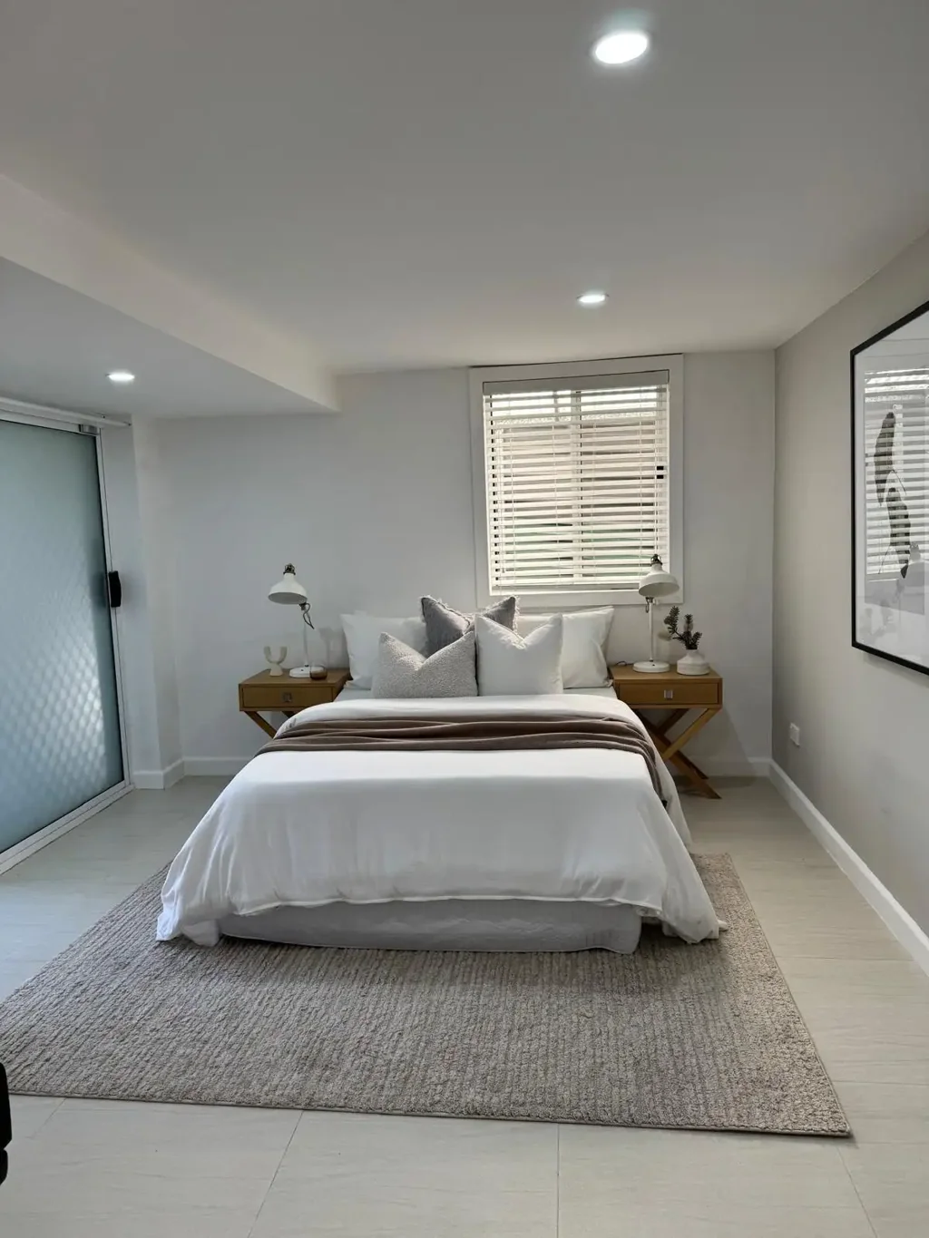 Spacious Upstairs Living with Georges River Views