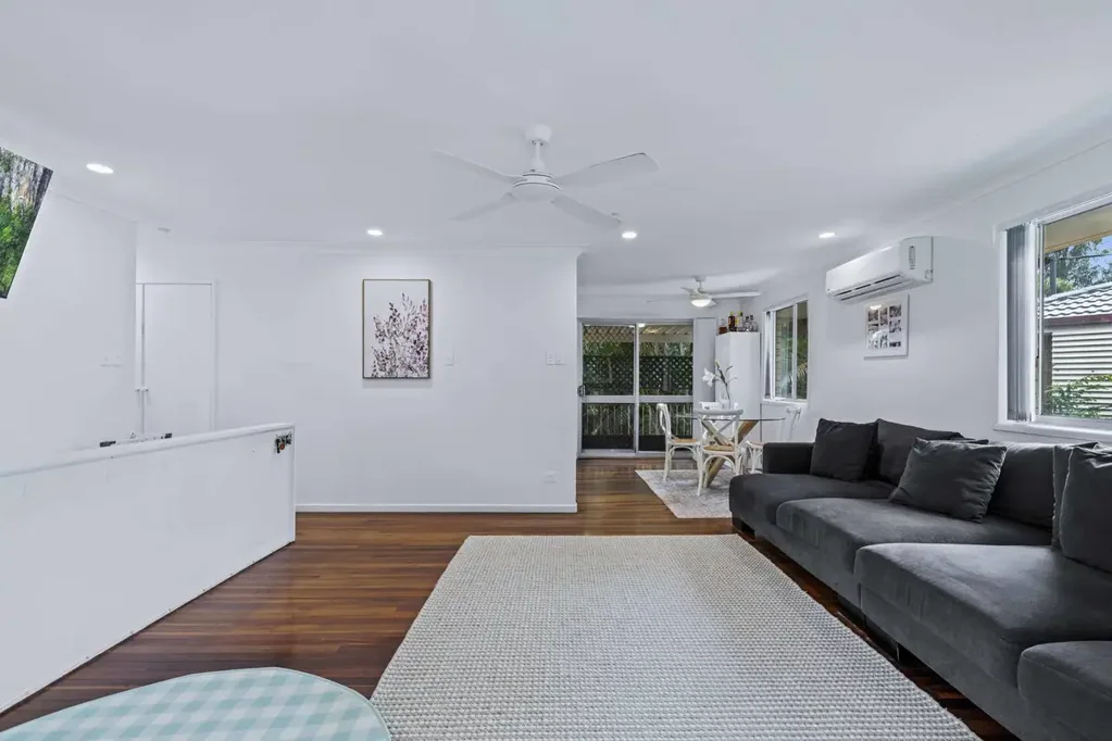 32 Avon Crescent, Albany Creek, QLD 4035