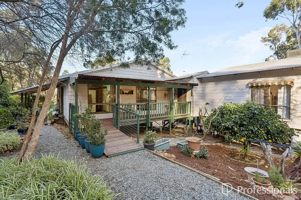 Parkerville 5Habitaciones A Rare Hills Lifestyle with Views You'll Never Tire Of