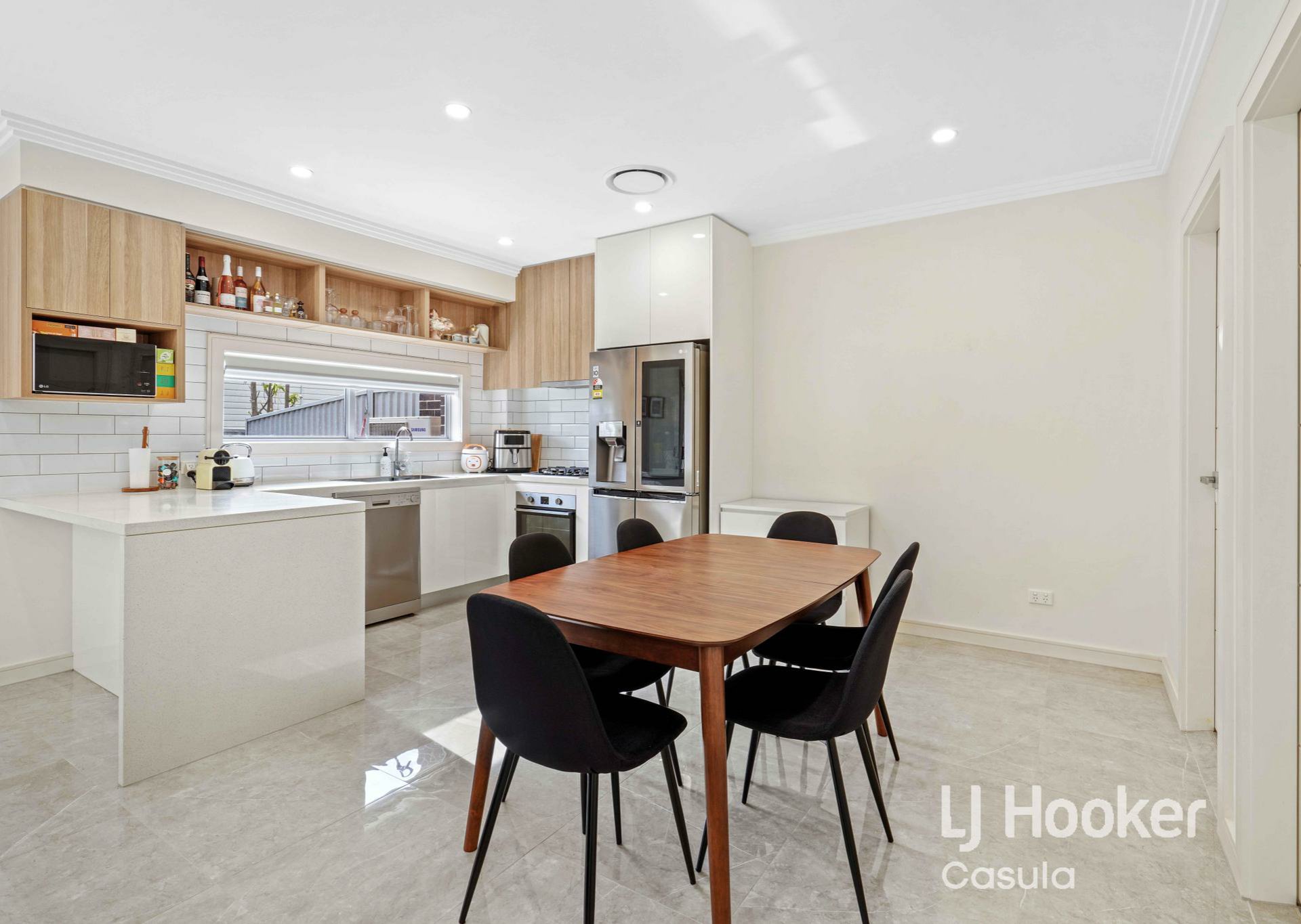 UNIT 2 20 BLACKWOOD AV, CASULA NSW 2170, 0 phòng ngủ, 0 phòng tắm, Townhouse