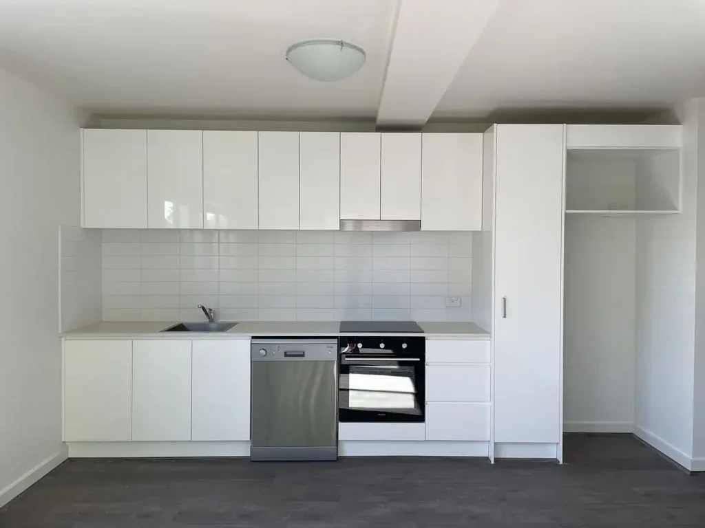 Stylish, light filled one bedroom apartment located in the heart of Brunswick West