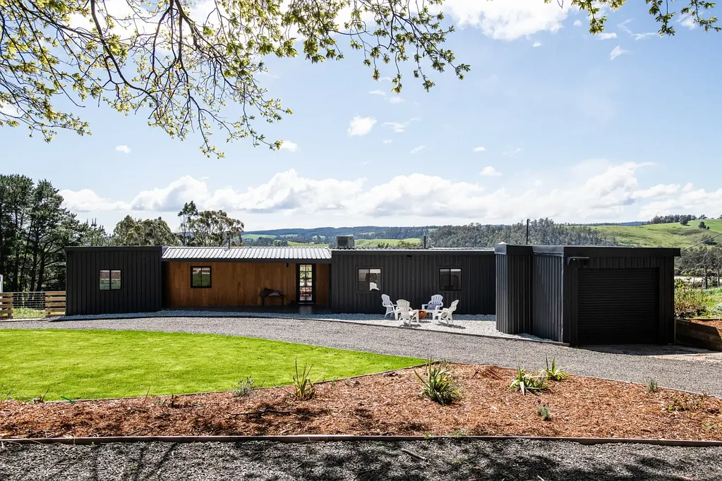 10 Nicholls Road, Karoola, TAS 7267