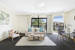 249/4 Bechert Road, Chiswick