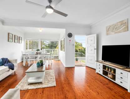71 Mitchell Parade, Mollymook Beach, NSW 2539, 3 Bedrooms, 1 Bathrooms, House