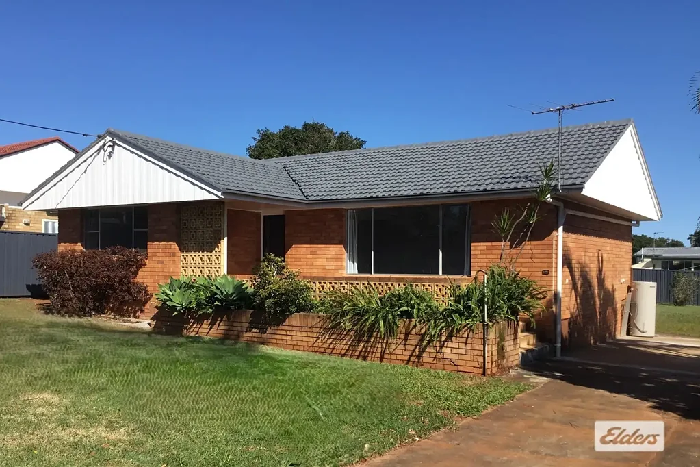 HOUSE FOR LEASE
