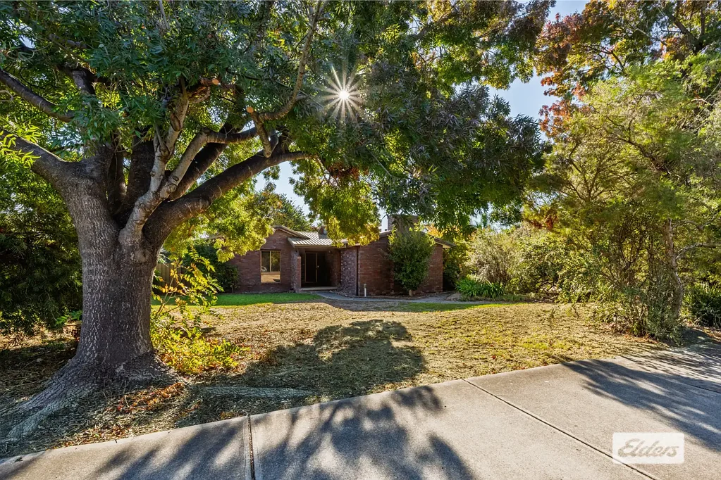 Wodonga 4ห้องนอน Warmth, Charm & Versatility on a Generous Block