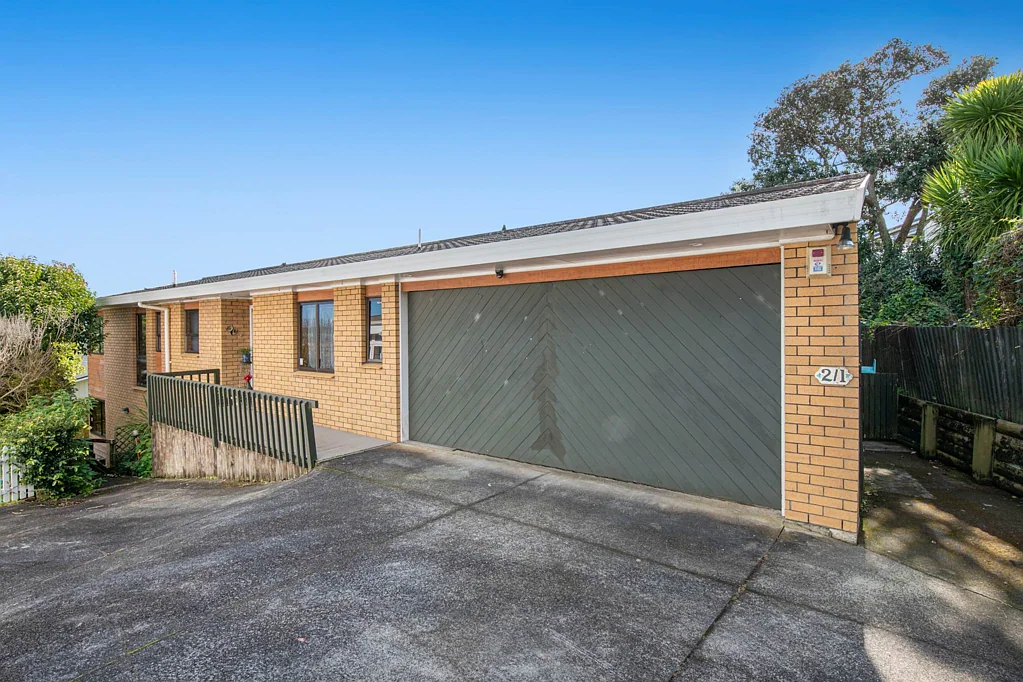 Helensville 4Phòng ngủ ABUNDANT POTENTIAL!