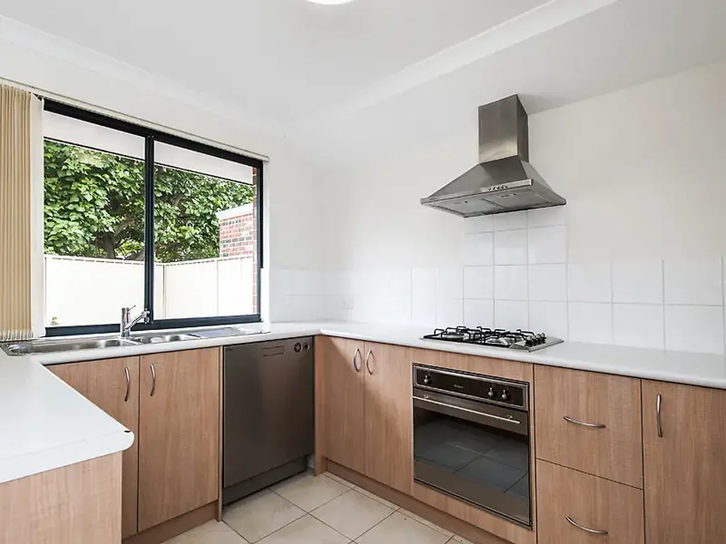 Freshly Painted 3x2 Home with Versatile Loft in Prime Bayswater Location