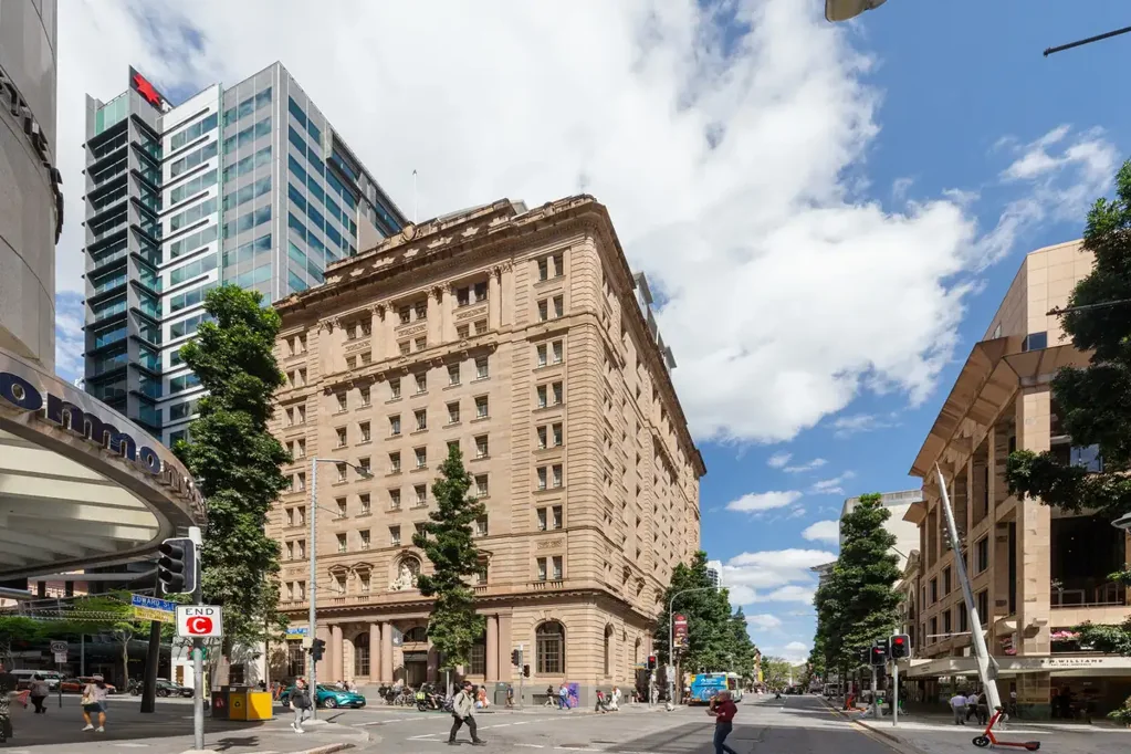 Brisbane City 1 Bedroom Timeless Elegance and Charm at MacArthur Chambers