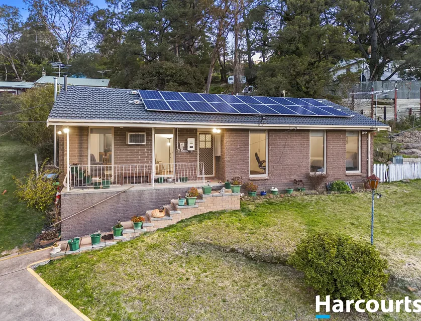 10 Alexandra Street, Upper Ferntree Gully, VIC 3156, 3 Kuwarto, 1 Banyo, House