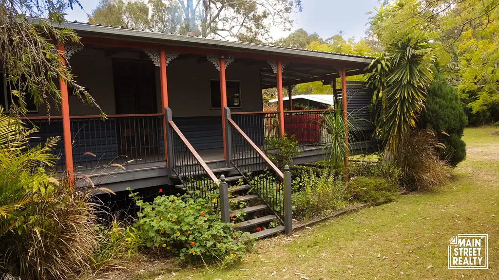 Taromeo Private 6.4-Acre Retreat with Character Cottage and Two Dams