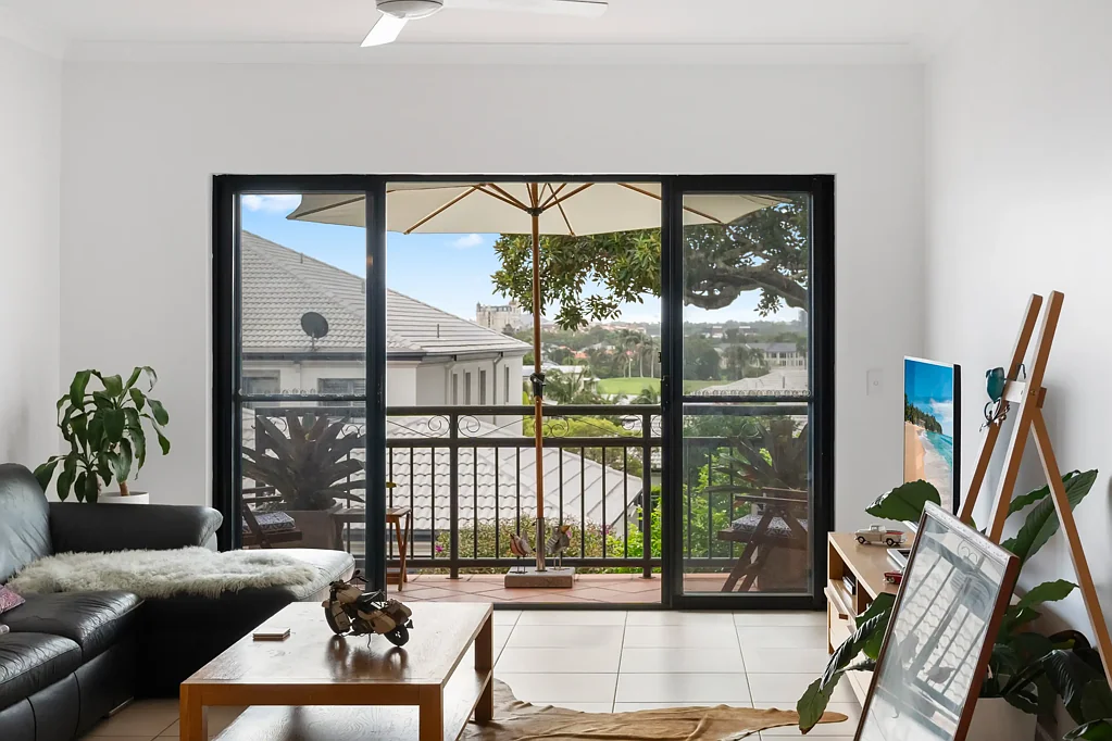 109/85 Palm Meadows Drive, Carrara, QLD 4211
