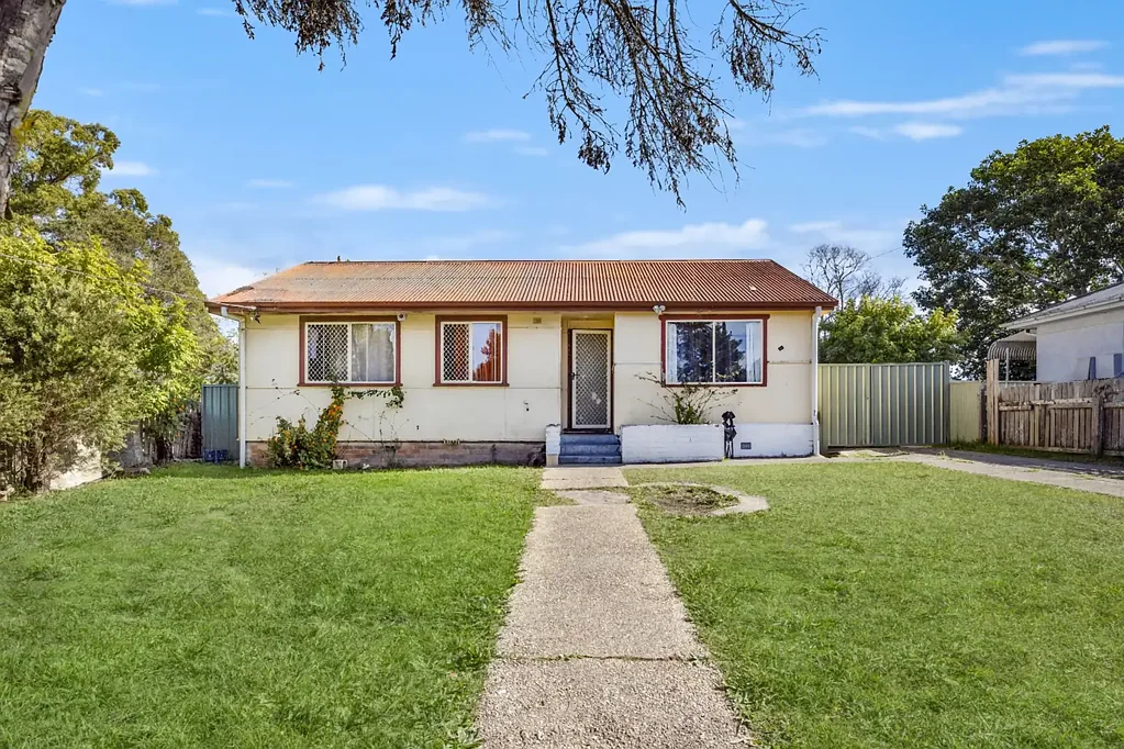 30 Albert Street, South Kempsey, NSW 2440