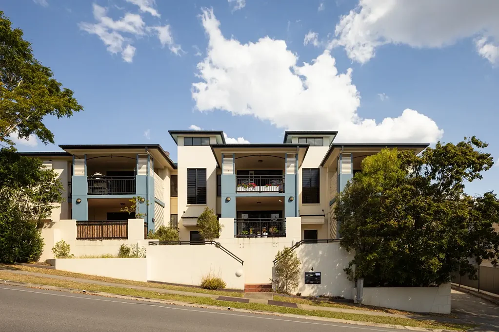 1/4 Lisson Grove, Clayfield, QLD 4011