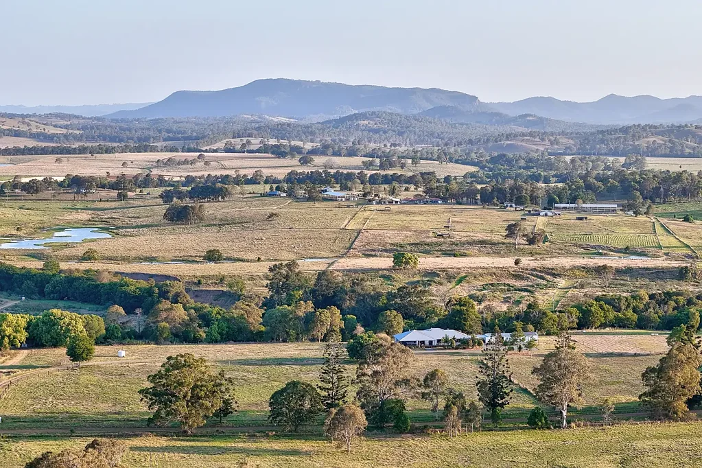Tuchekoi 4कमरा Spectacular Mary River Homestead set on 48 Acres of Prime Mary Valley Grazing Country