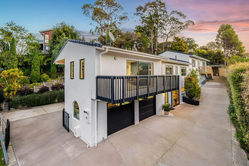1/11 Honeysuckle Lane, Mairangi Bay, North Shore City, Auckland