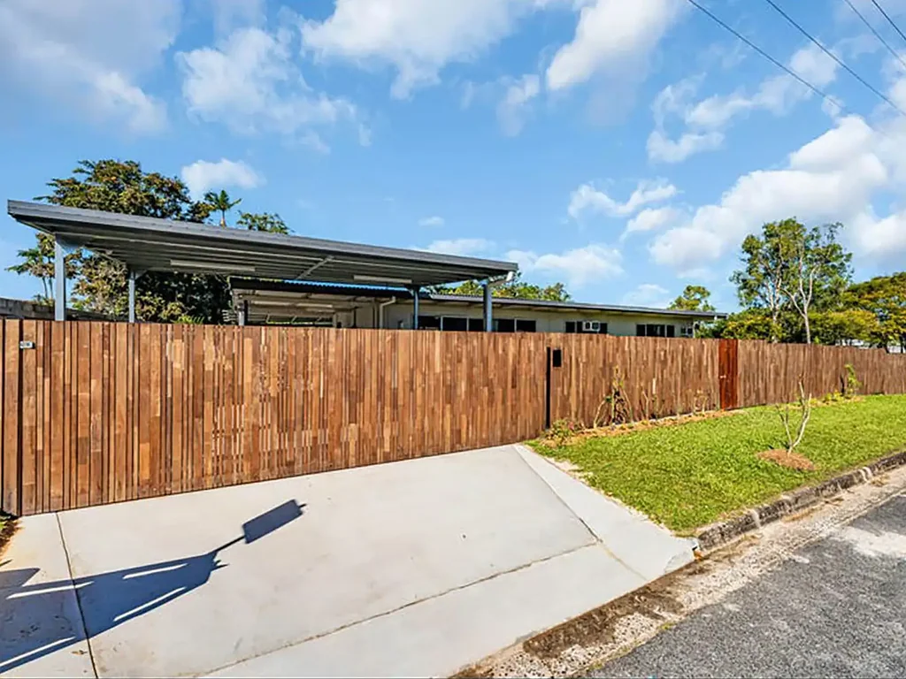 18 Purbeck Place, Edge Hill, QLD 4870