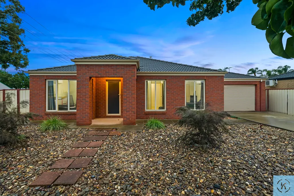 Spacious Three-Bedroom Townhouse
