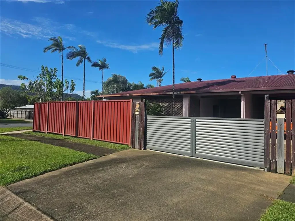 Spacious 2-Bedroom Duplex with Modern Comforts