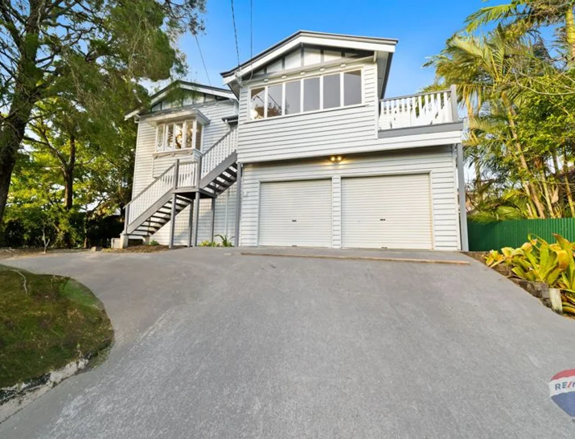 8 to 10 Boundary RD, Camp Hill, Brisbane - Eastern Region, 4 침실, 2 욕실, House