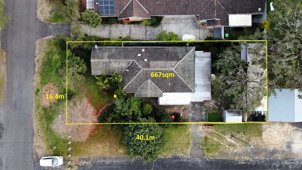 Umina Beach 4कमरा Potential Development Site on a 667sqm Corner Block