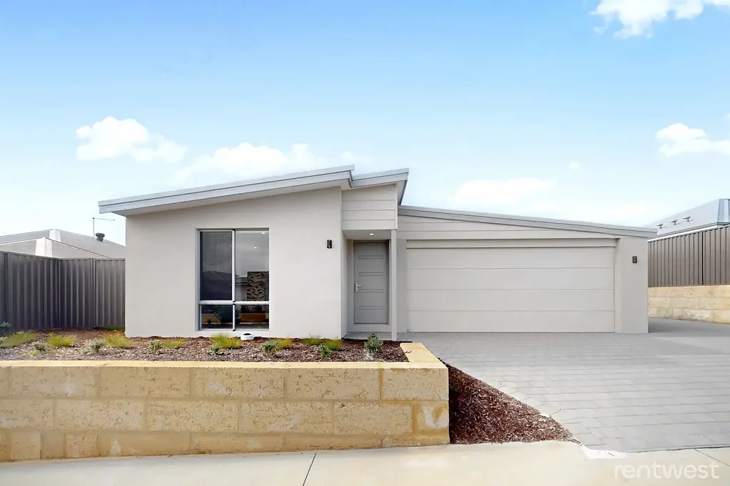 MODERN COMFORT, PERFECT LOCATION