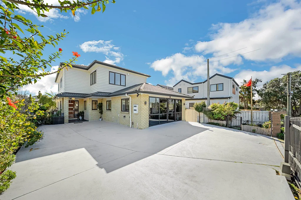 Papatoetoe 5Zimmer Downsizing Owners Say Sell !!