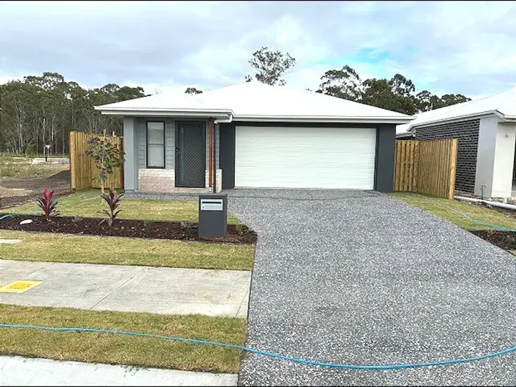 4 BEDROOM FAMILY HOME