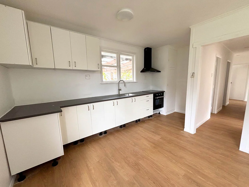 Freshly Renovated 3-Bedroom Home -  Close to Town